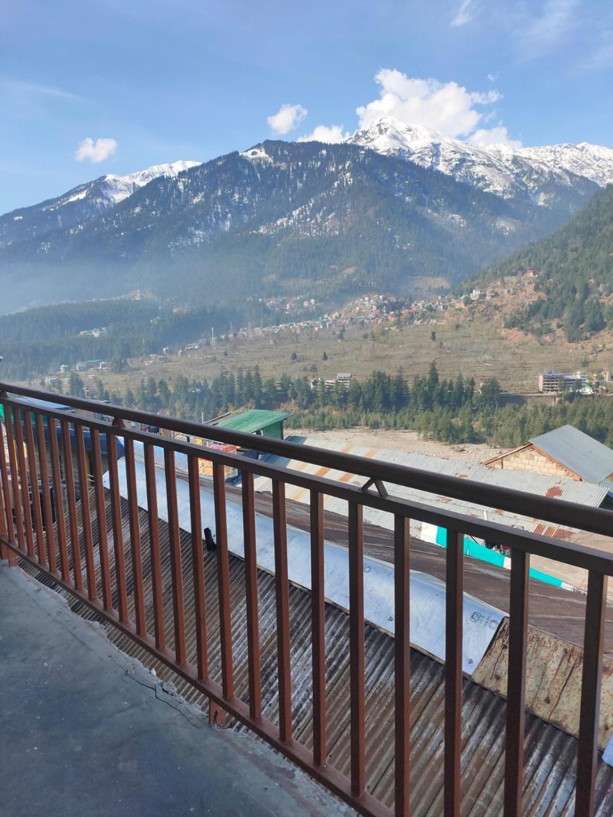 Roop Mountain Homestay 마날리 외부 사진