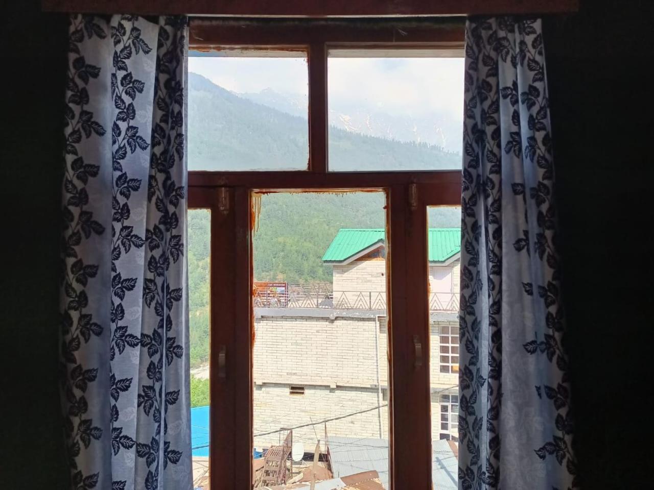 Roop Mountain Homestay 마날리 외부 사진
